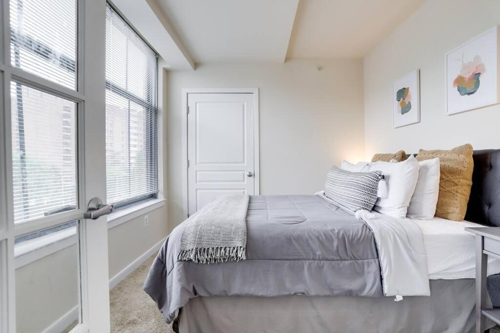 Fantastic 2 Bedroom Condo At Pentagon City Arlington Exteriör bild