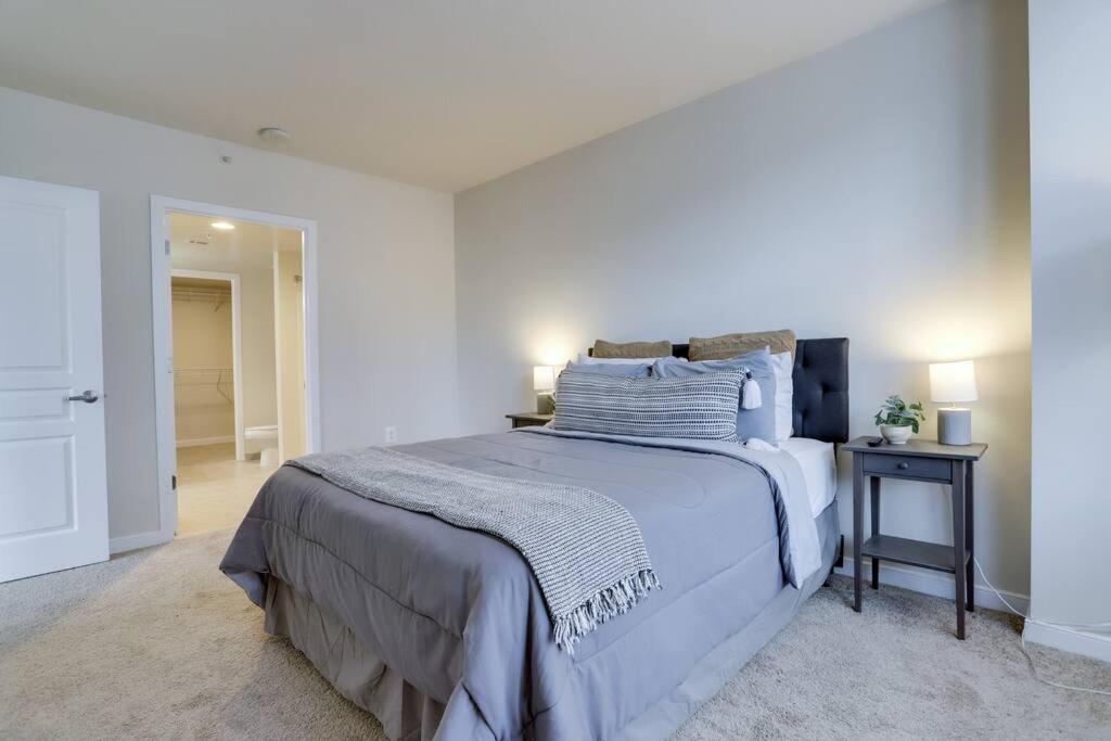 Fantastic 2 Bedroom Condo At Pentagon City Arlington Exteriör bild