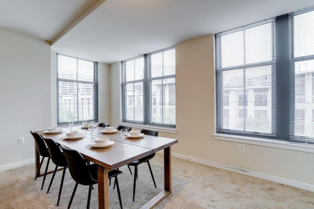 Fantastic 2 Bedroom Condo At Pentagon City Arlington Exteriör bild