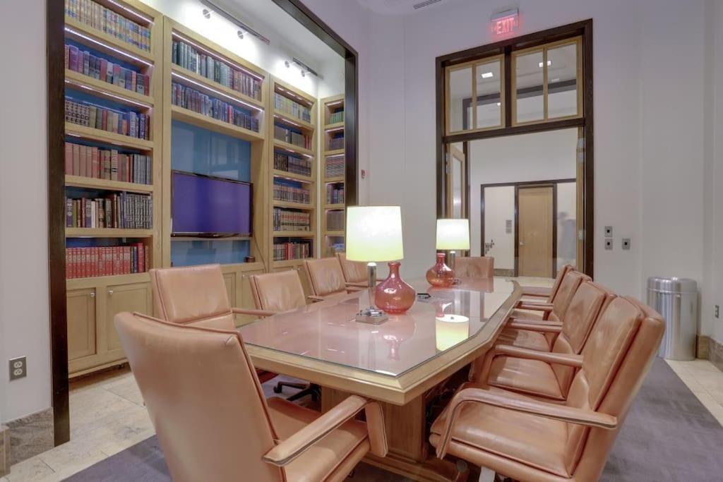 Fantastic 2 Bedroom Condo At Pentagon City Arlington Exteriör bild