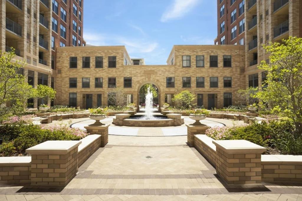 Fantastic 2 Bedroom Condo At Pentagon City Arlington Exteriör bild