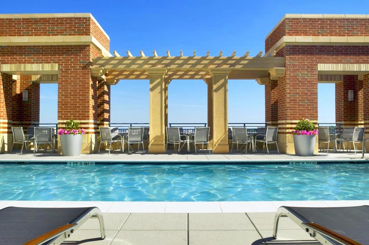Fantastic 2 Bedroom Condo At Pentagon City Arlington Exteriör bild
